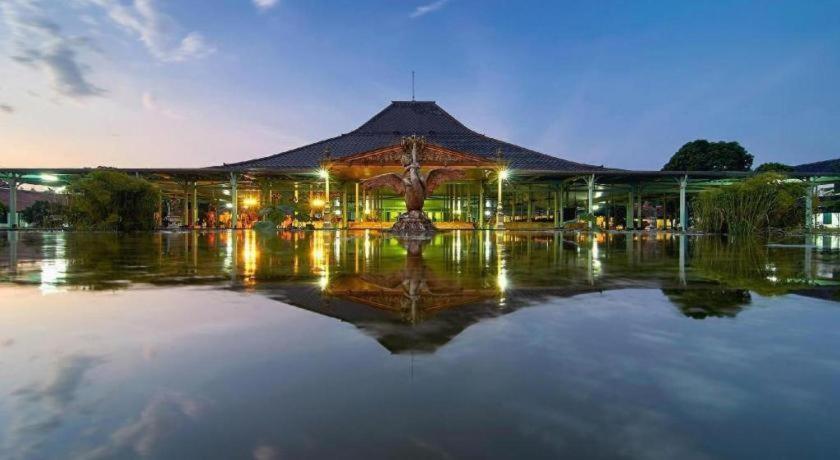Sarila Hotel Solo Екстер'єр фото